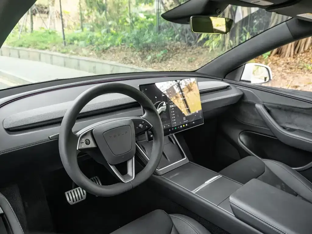 Tesla Model Y L 2025 из CN, фото 10