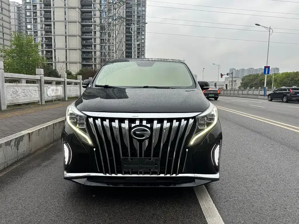 GAC Motor Trumpchi M8 — фото 1