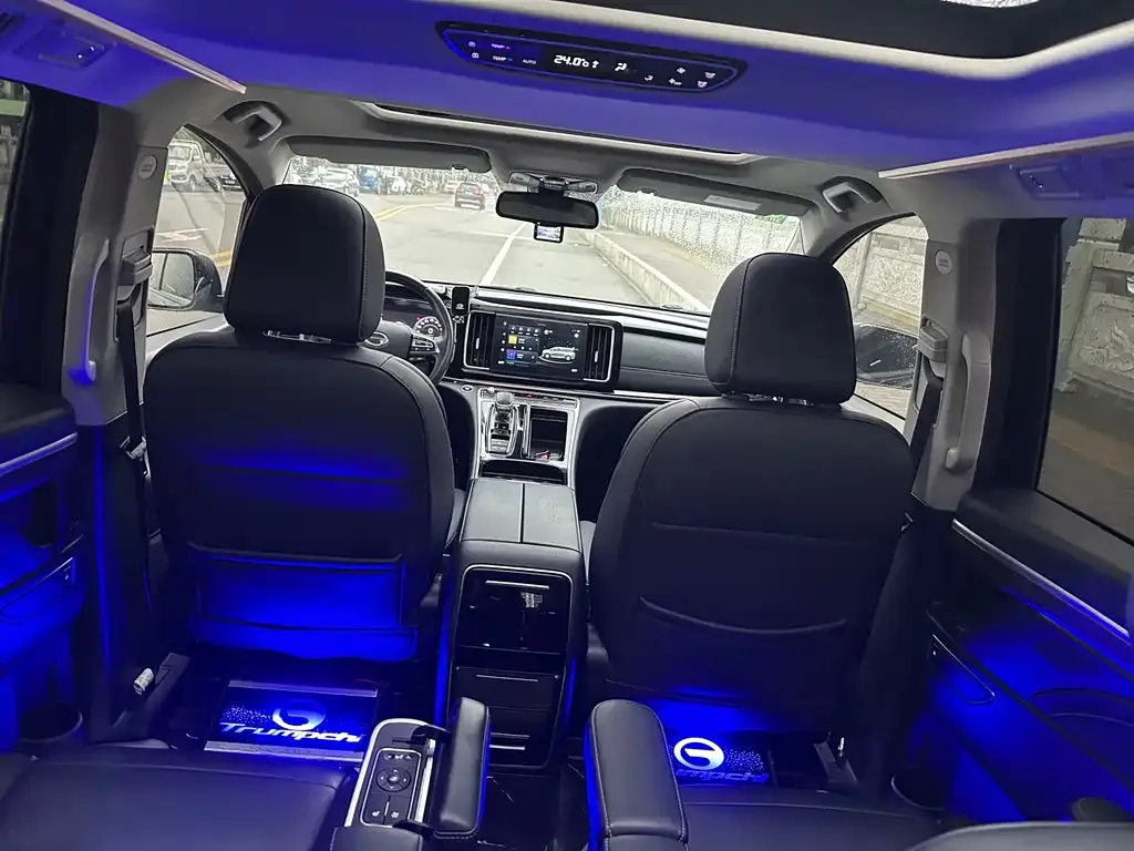 GAC Motor Trumpchi M8 — фото 3