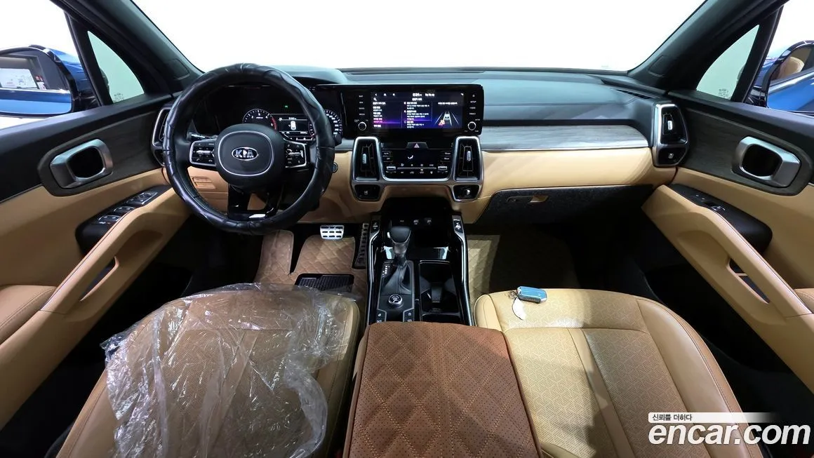 Kia Sorento — фото 10
