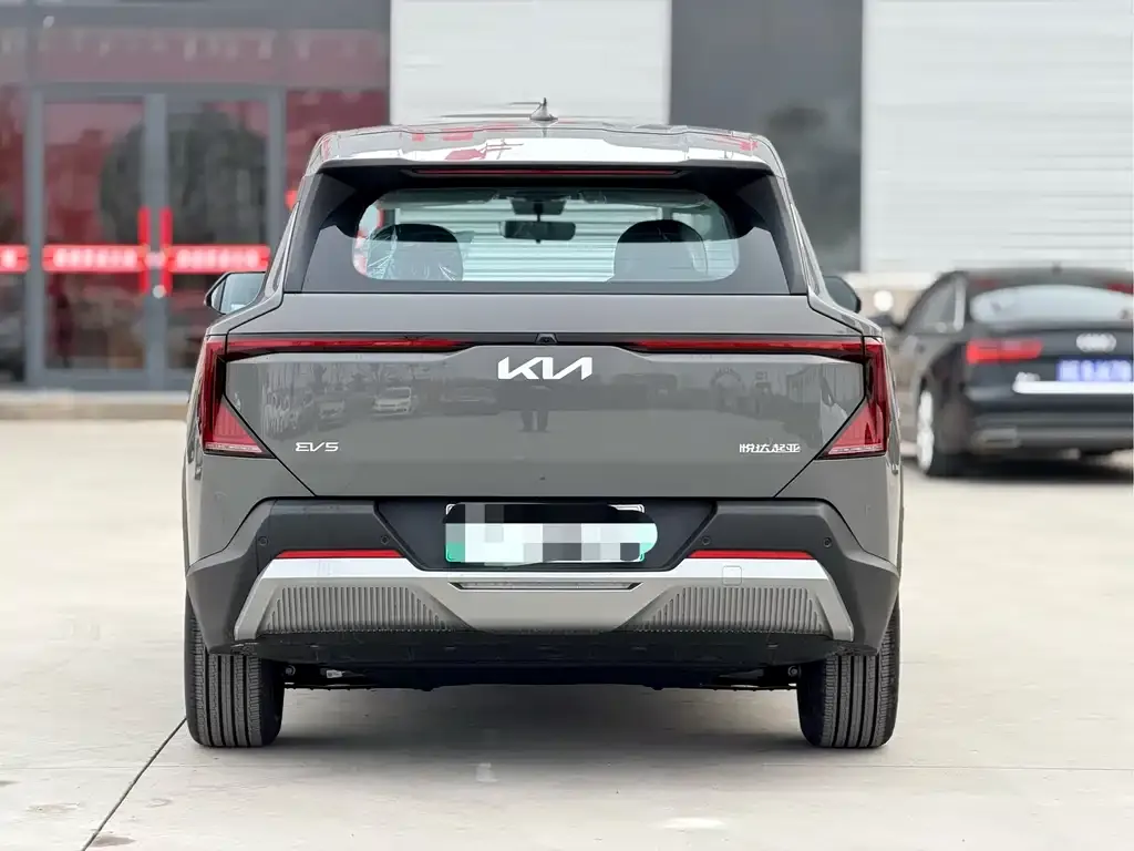 Kia EV5 2025 из CN, фото 3