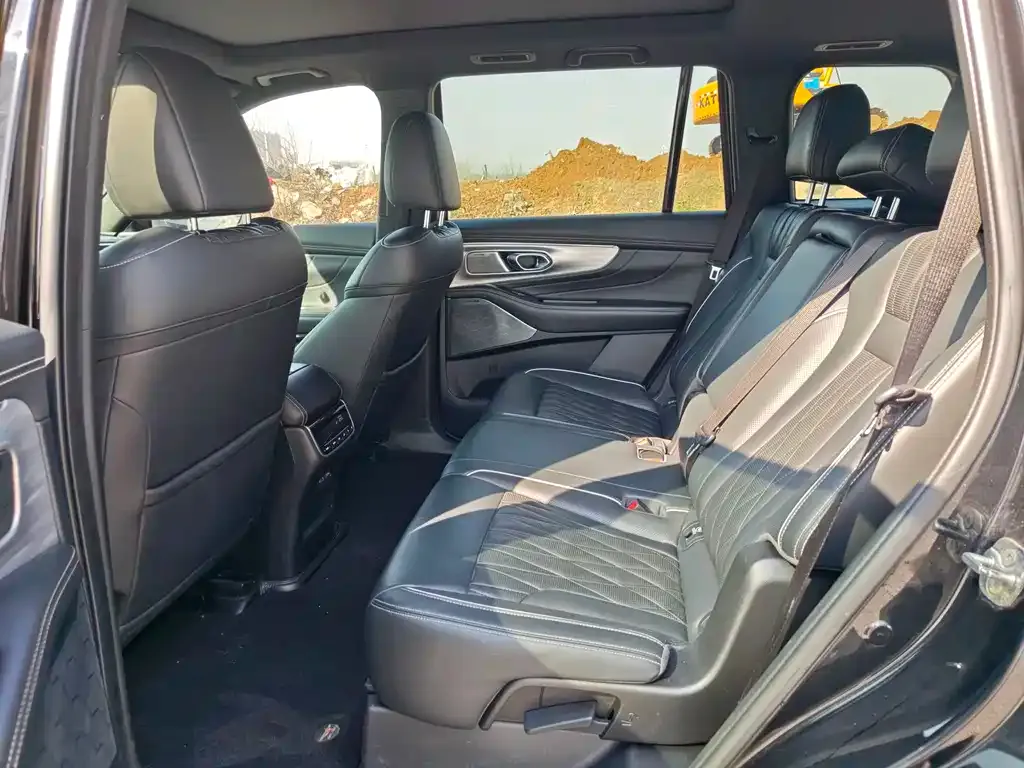 GAC Motor Trumpchi GS8 — фото 4