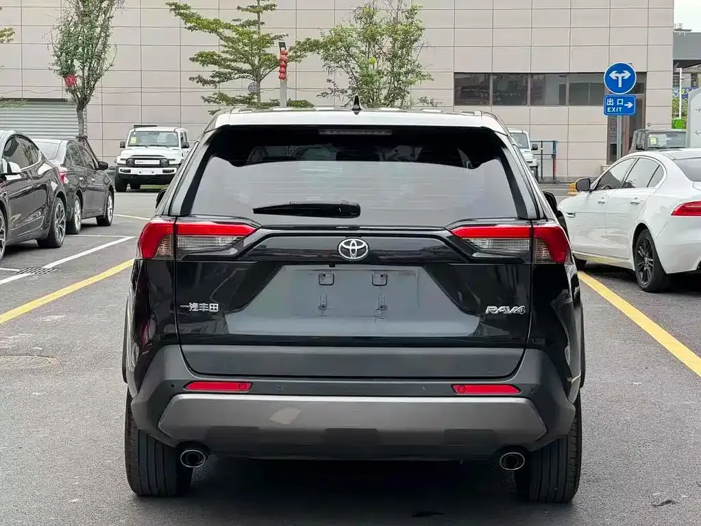 Toyota RAV4 2021 из CN, фото 6