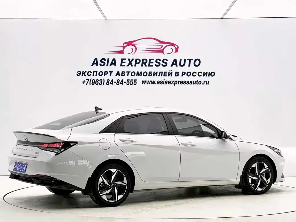 Hyundai Elantra 2023 из CN, фото 9