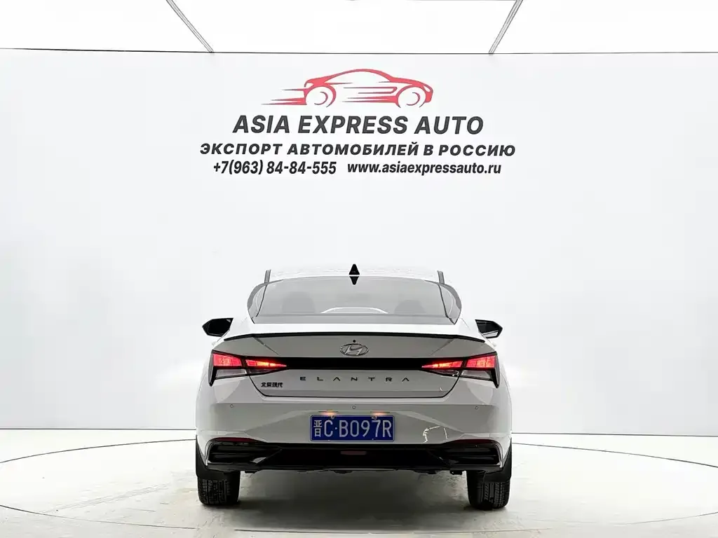 Hyundai Elantra 2023 из CN, фото 6
