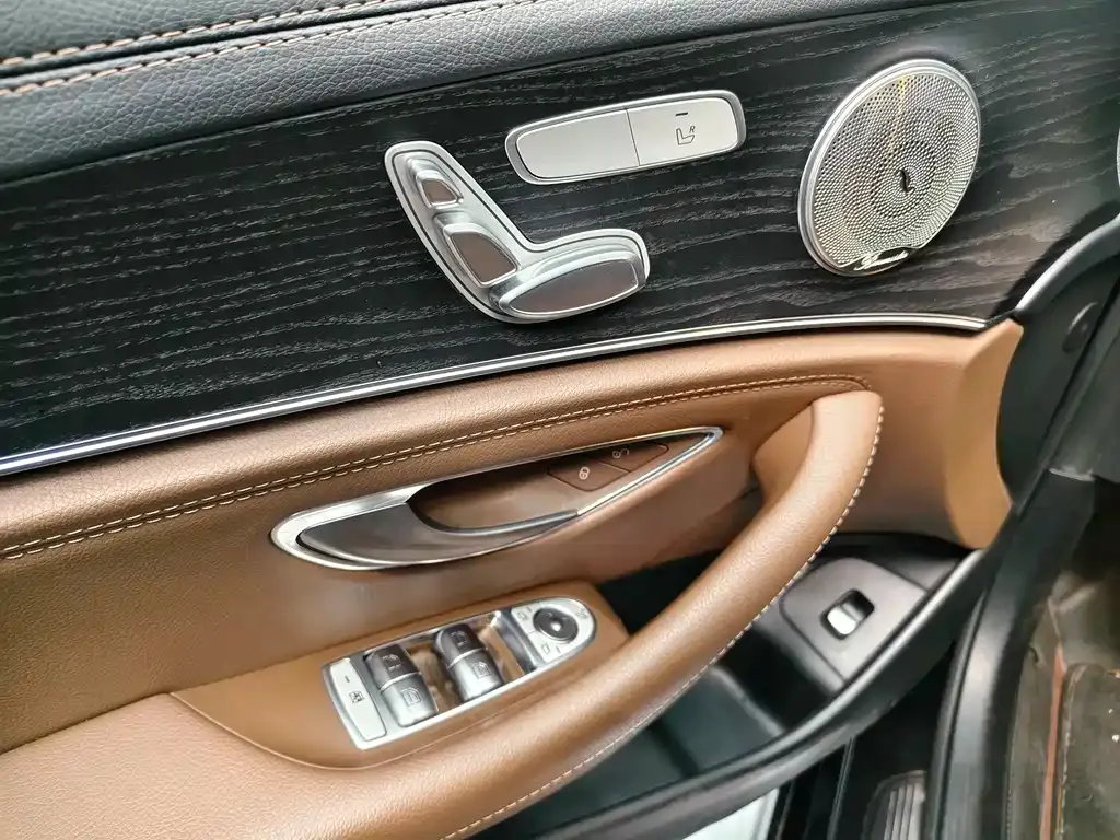 Mercedes-Benz E-Class 2022 из CN, фото 6