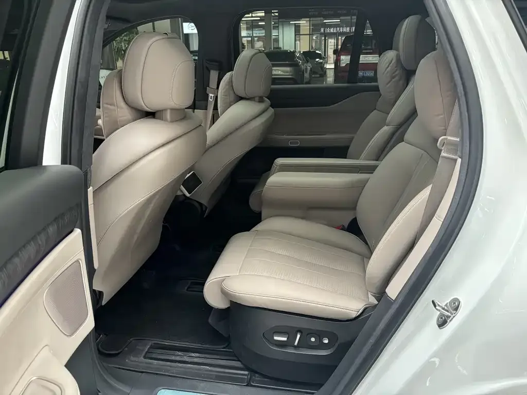 NIO ES8 2024 из CN, фото 2