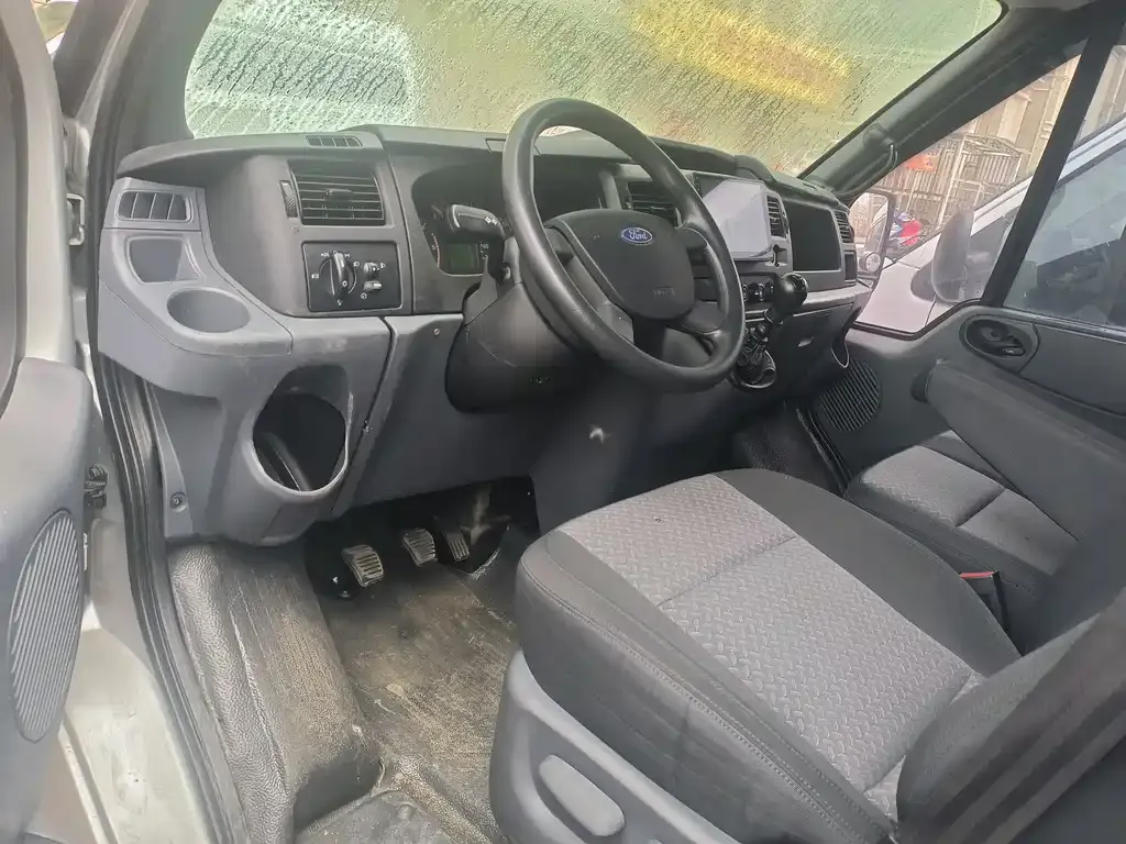 Ford Transit Custom 2021 из CN, фото 10