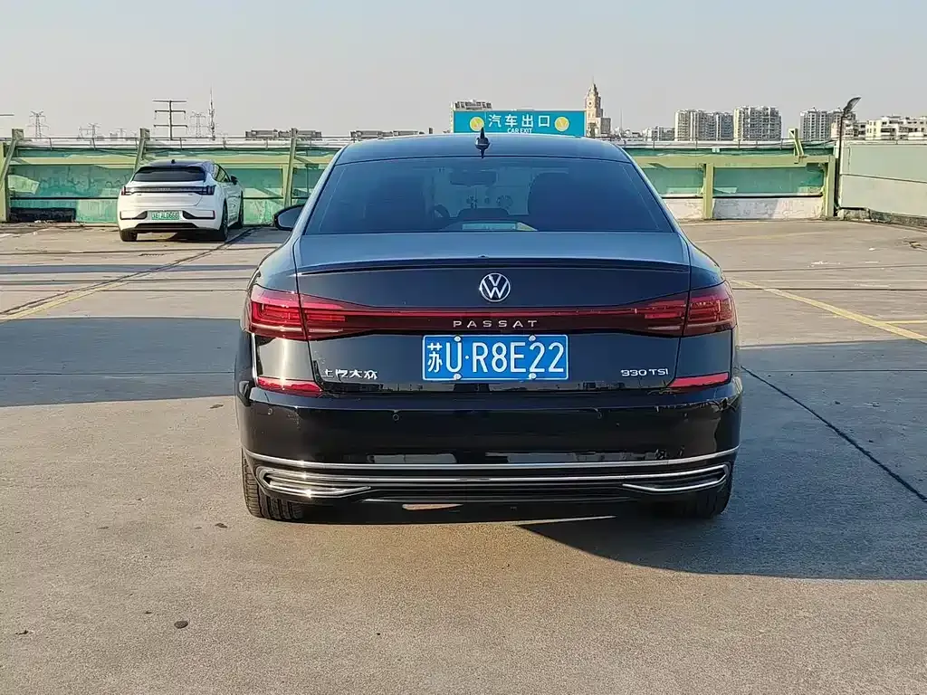 Volkswagen Passat — фото 5