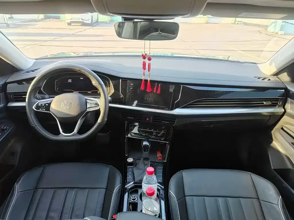 Volkswagen Passat — фото 4