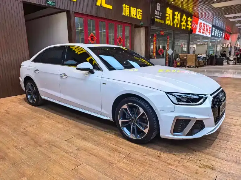 Audi A4L 2023 из CN, фото 7