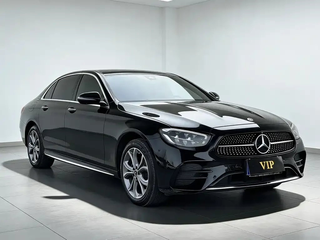 Mercedes-Benz E-Class — фото 2
