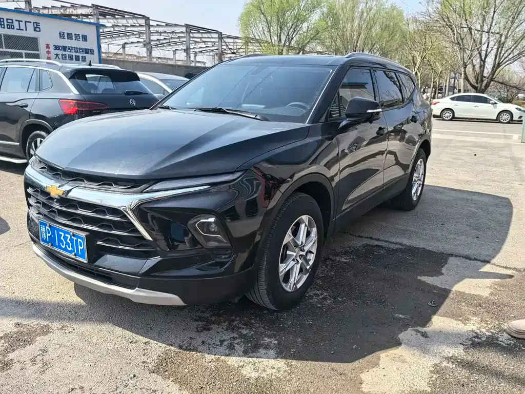 Chevrolet Blazer — фото 1