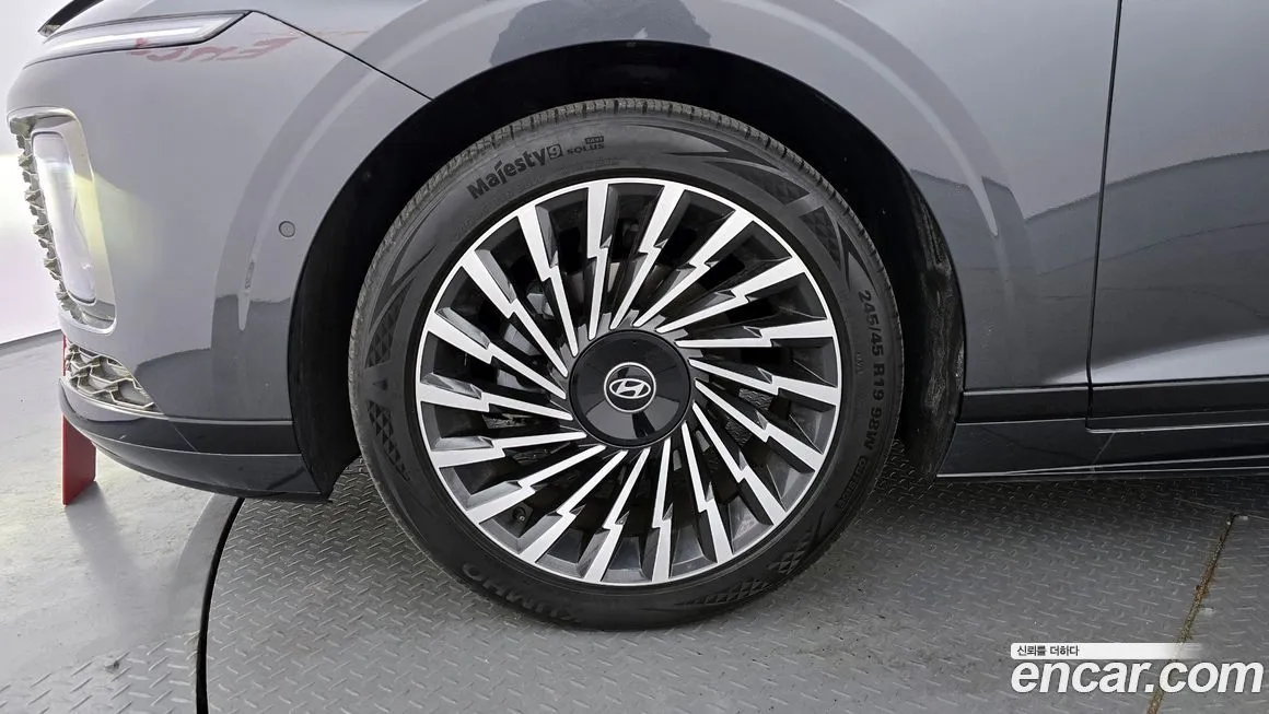 Hyundai Grandeur 2023 из KR, фото 5