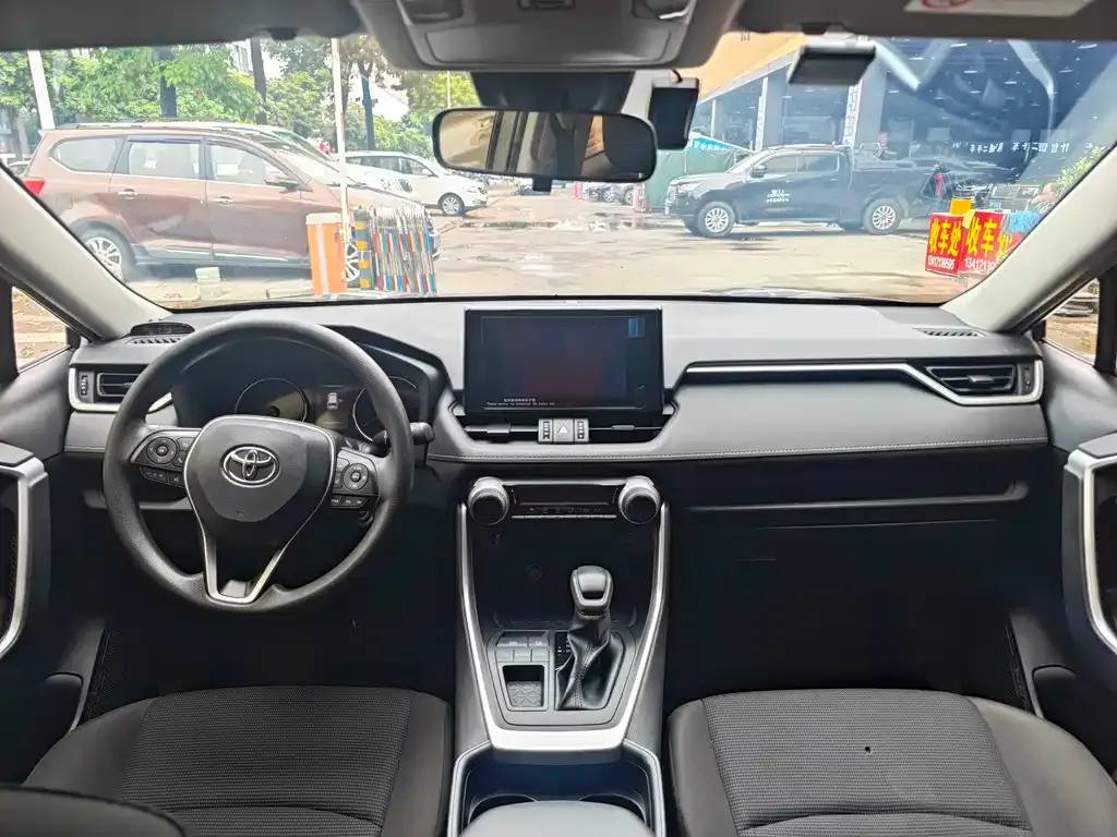 Toyota RAV4 2022 из CN, фото 4