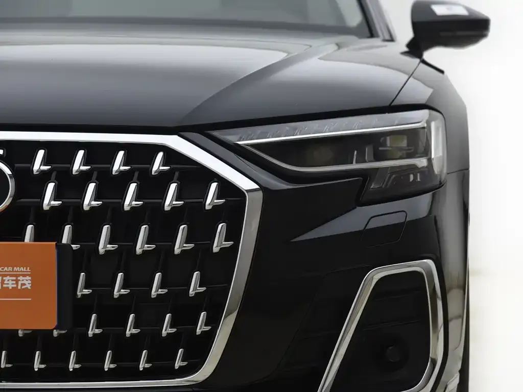 Audi A8 — фото 4