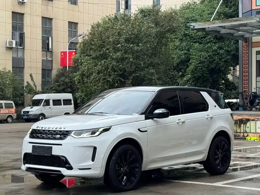 Land Rover Discovery Sport — фото 1
