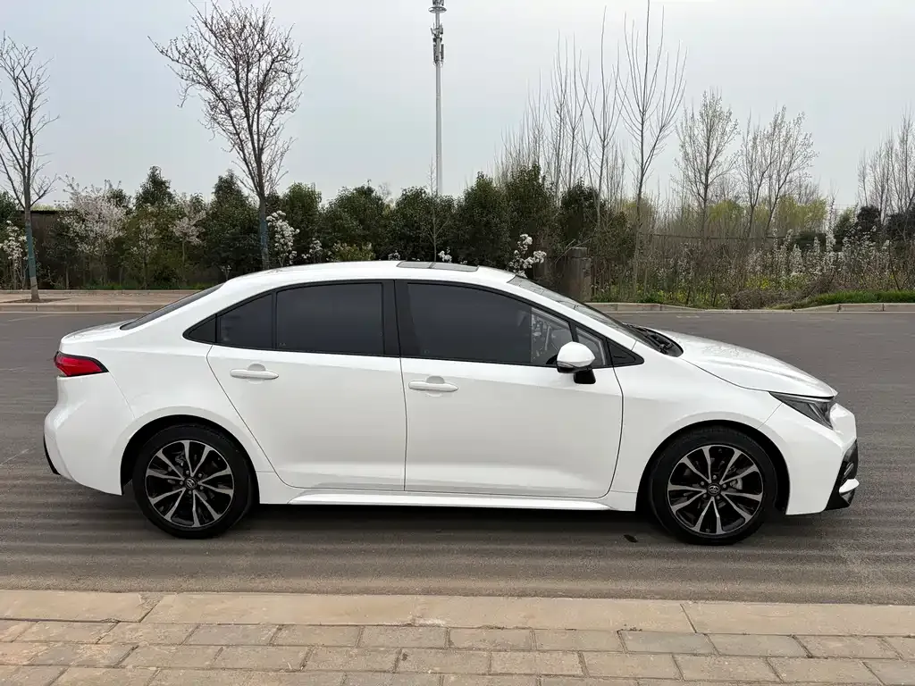Toyota Levin — фото 10