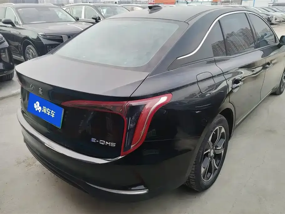 Hongqi E-QM5 — фото 5