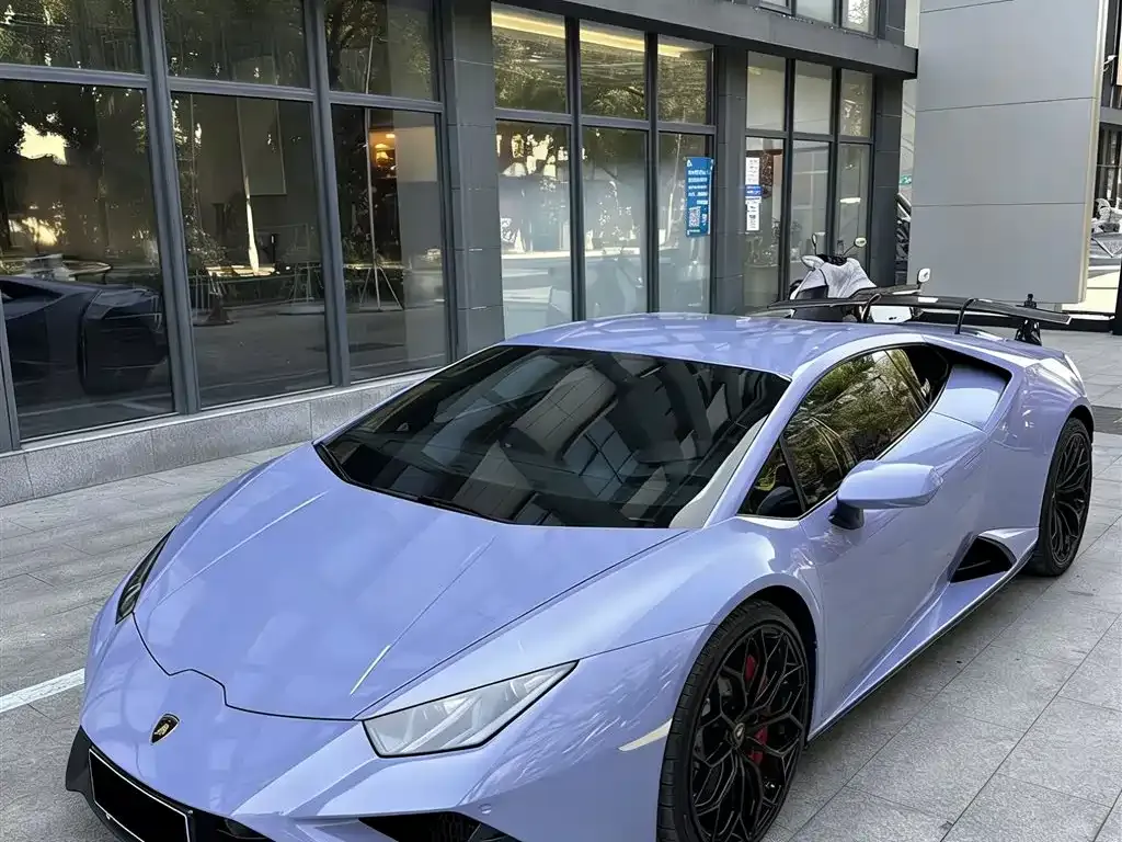 Lamborghini Huracan — фото 1