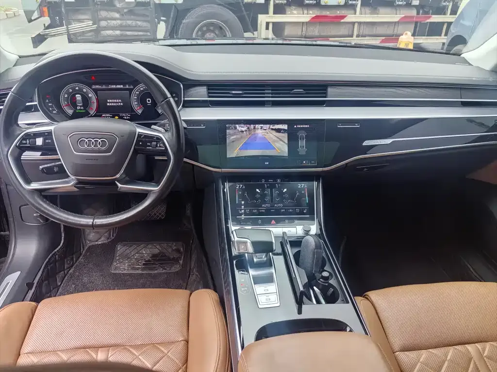 Audi A8 2021 из CN, фото 8