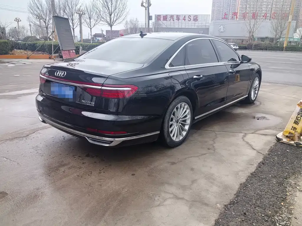 Audi A8 2021 из CN, фото 9