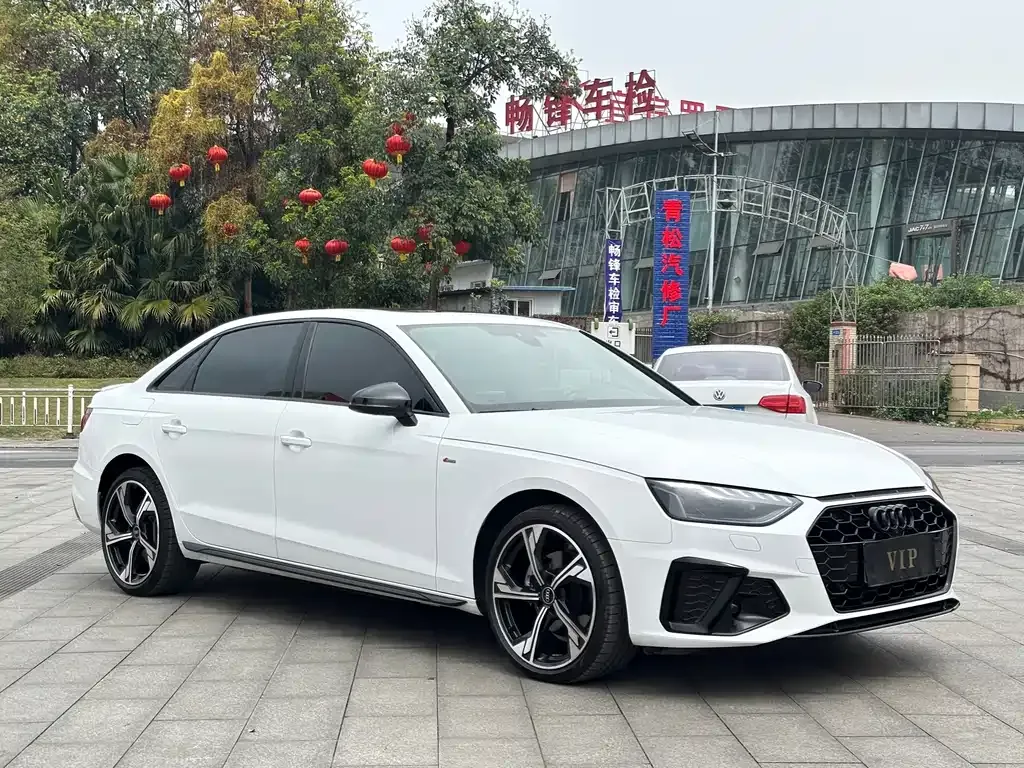Audi A4L 2024 из CN, фото 6