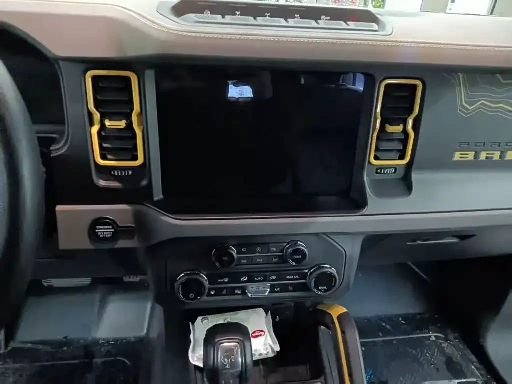Ford Bronco 2024 из CN, фото 2