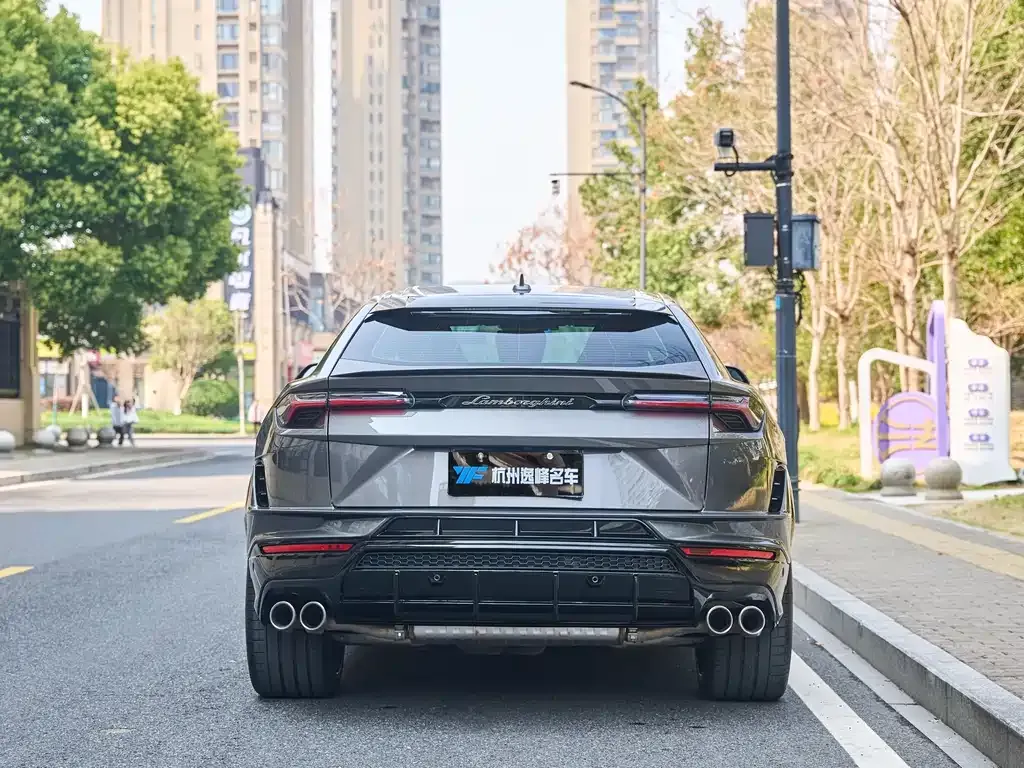 Lamborghini Urus 2024 из CN, фото 3