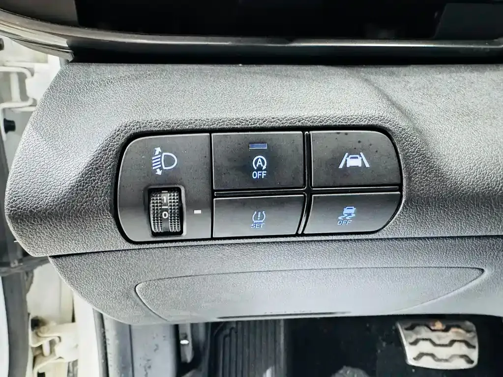Hyundai Elantra 2023 из CN, фото 6