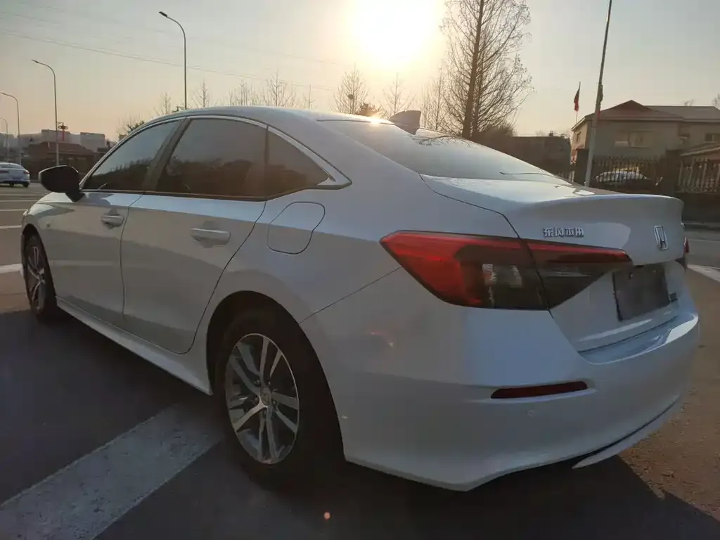 Honda Civic — фото 3