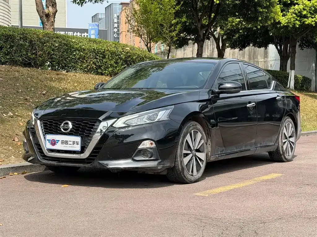 Nissan Teana