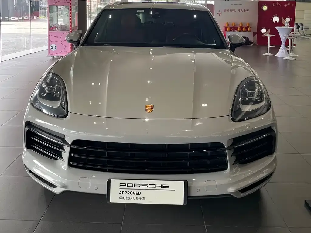 Porsche Cayenne Hybrid 2022 из CN, фото 2