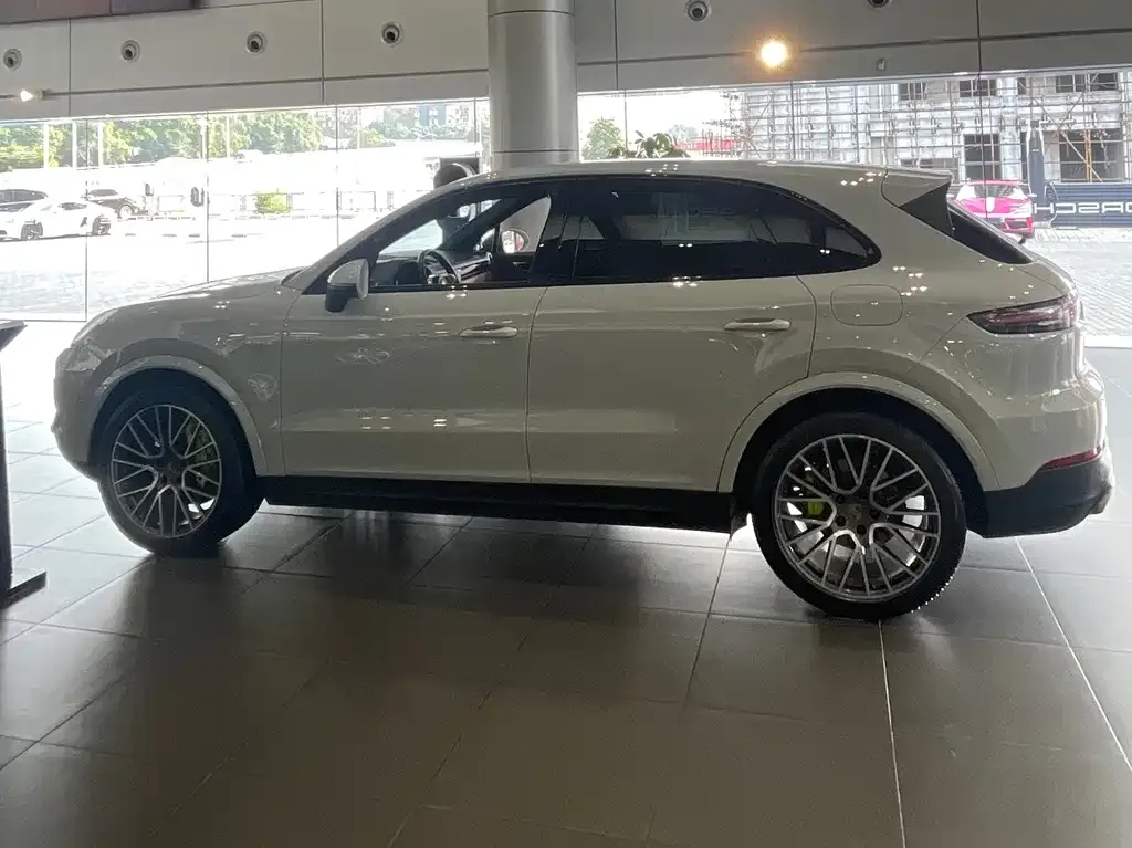 Porsche Cayenne Hybrid 2022 из CN, фото 7