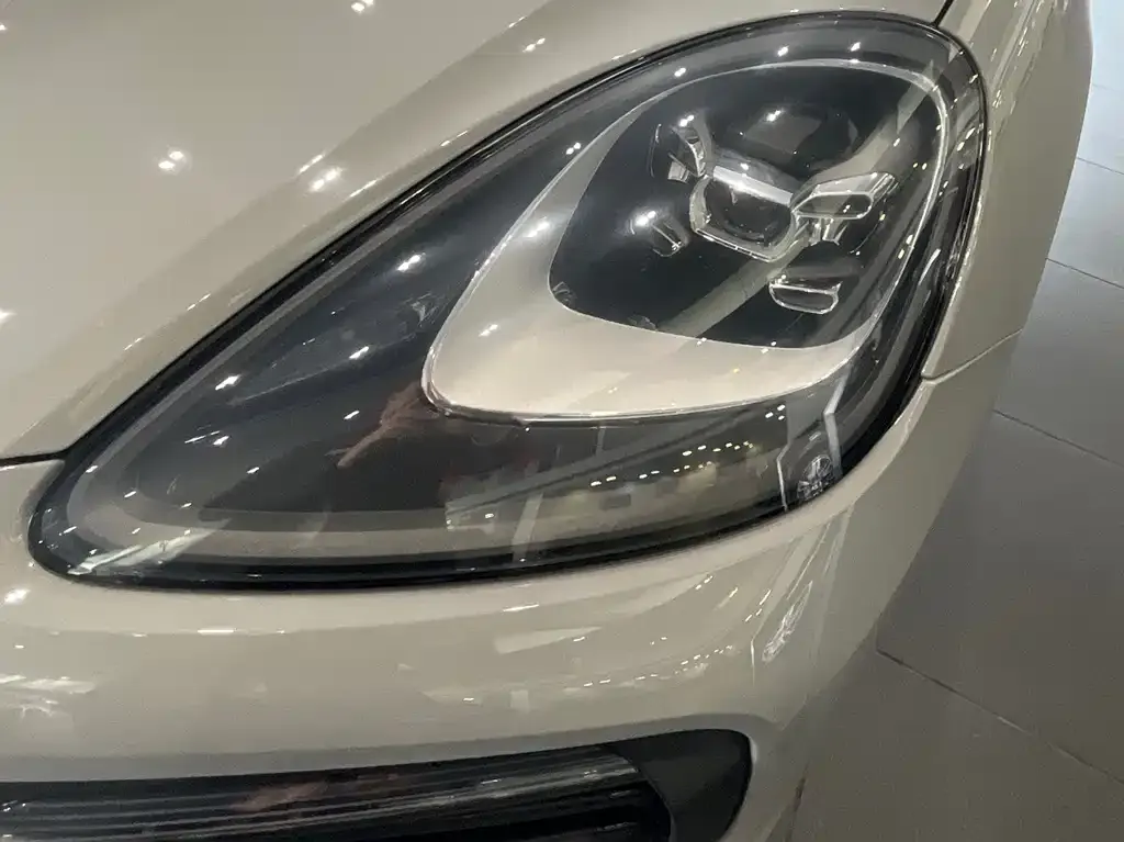 Porsche Cayenne Hybrid 2022 из CN, фото 6