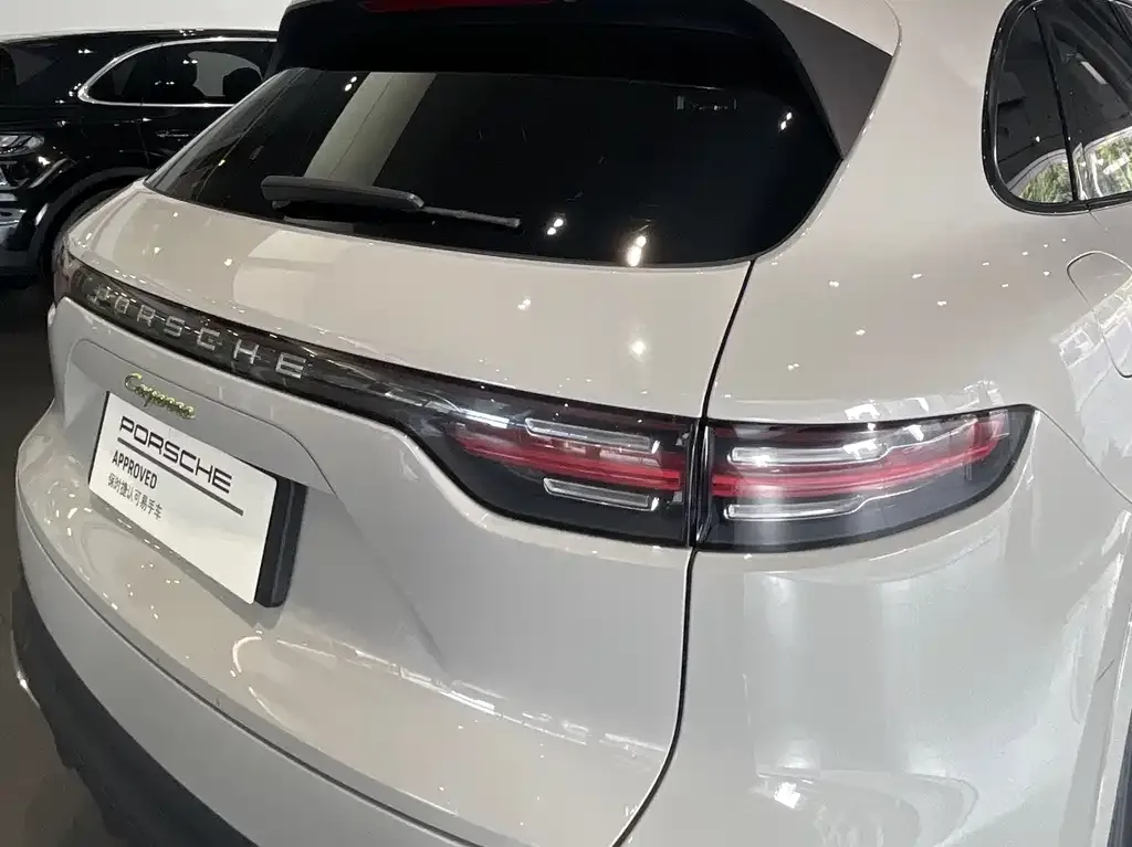 Porsche Cayenne Hybrid 2022 из CN, фото 4