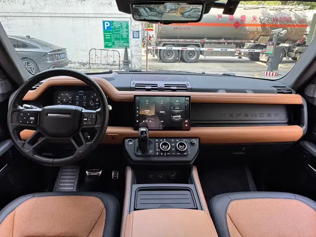 Land Rover Defender — фото 7