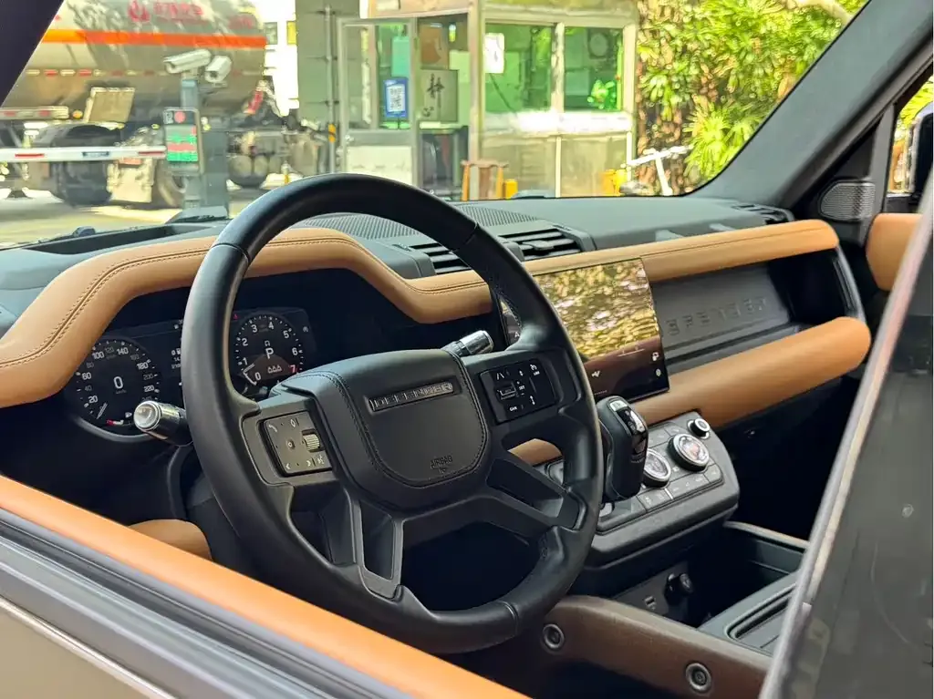 Land Rover Defender — фото 5