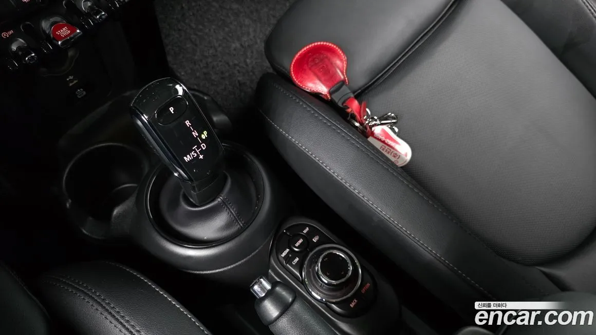 Mini Cooper 2023 из KR, фото 10