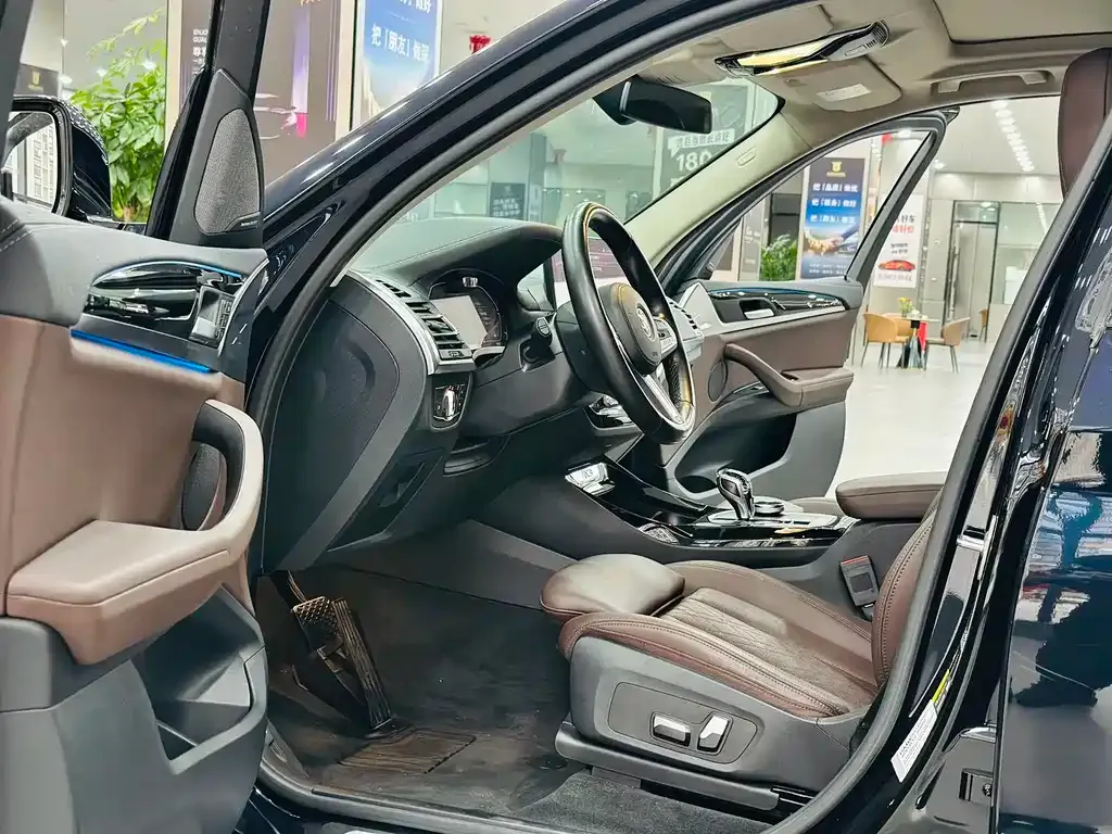 BMW iX3 2023 из CN, фото 9