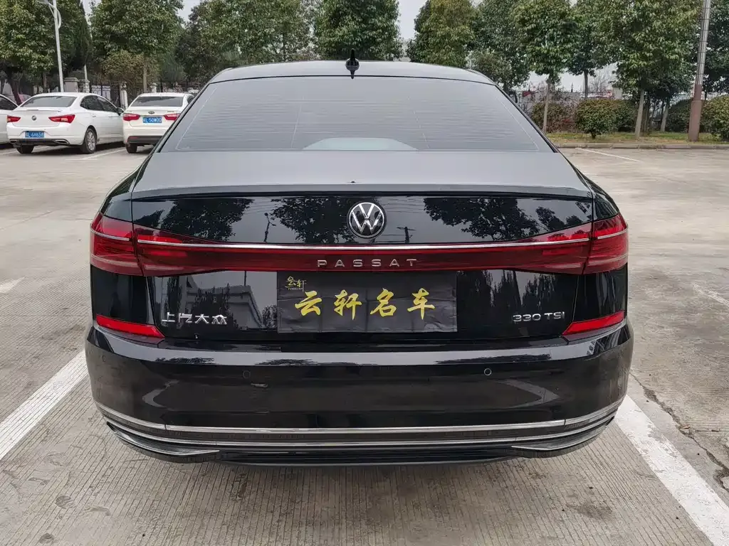 Volkswagen Passat 2023 из CN, фото 6