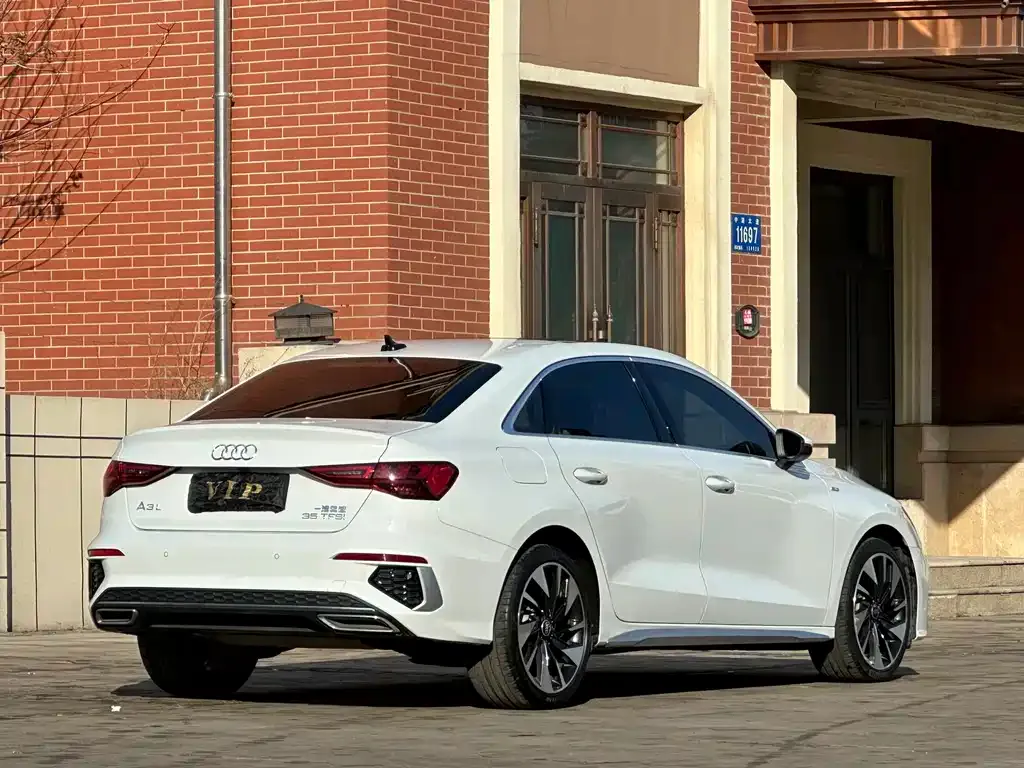 Audi A3 — фото 3