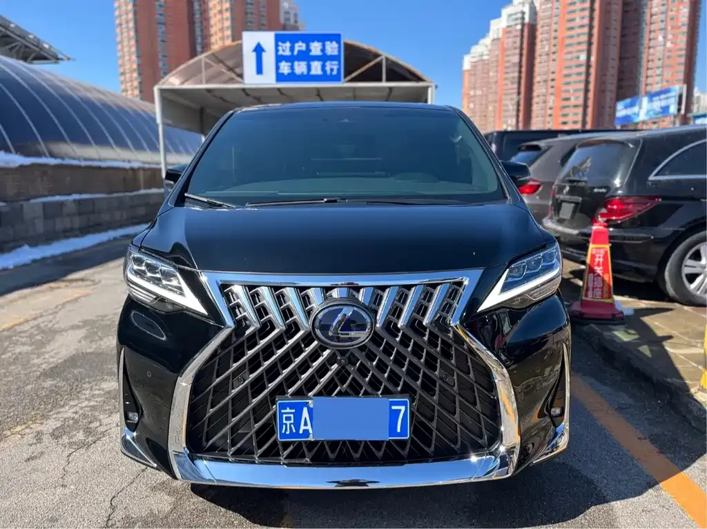 Lexus LM 2021 из CN, фото 2