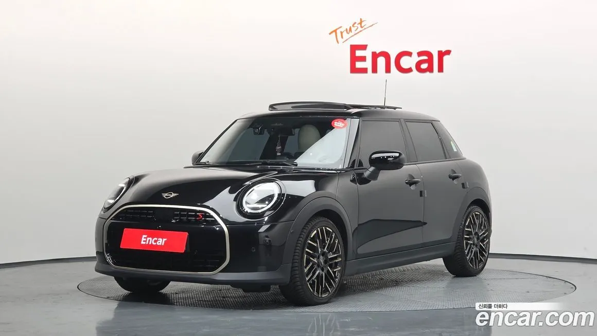 Mini Cooper 2025 из KR, фото 9