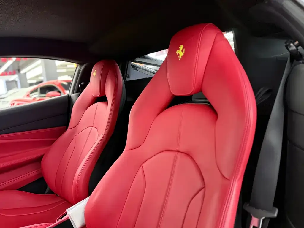 Ferrari F8 — фото 3
