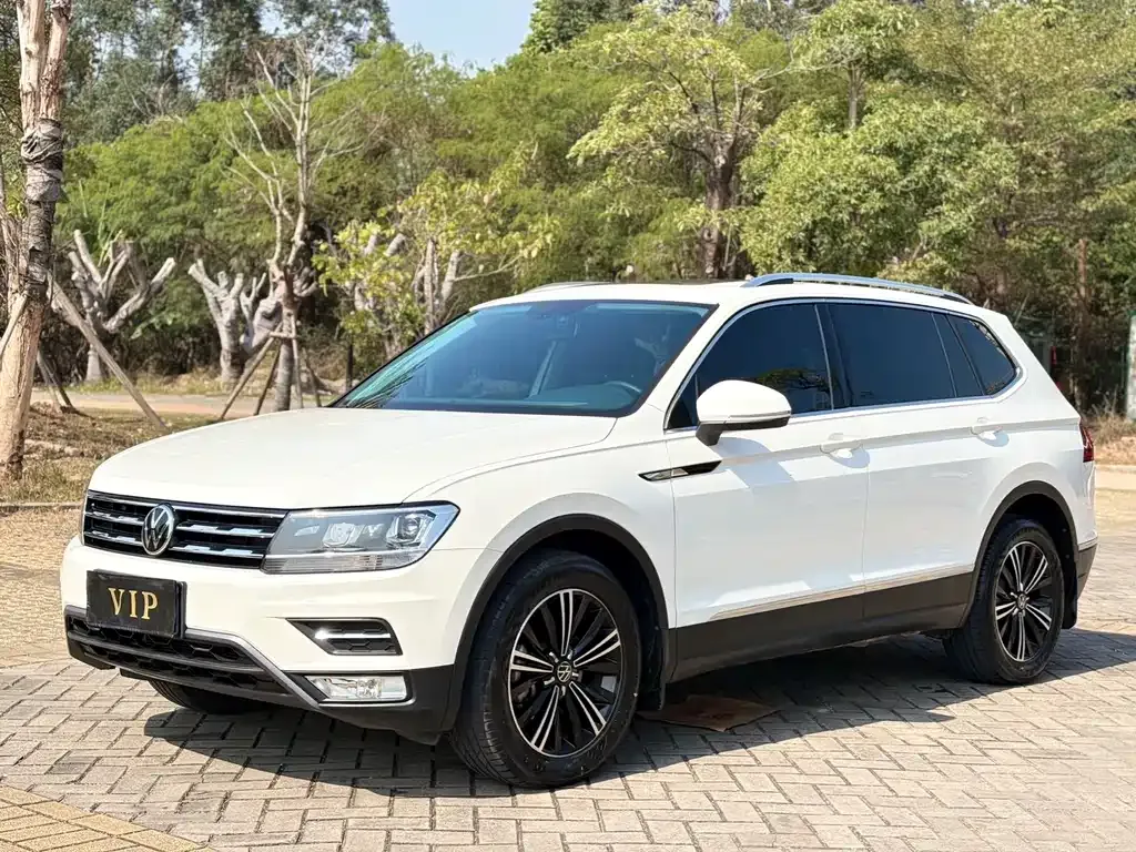 Volkswagen Tiguan L 2021 из CN, фото 1