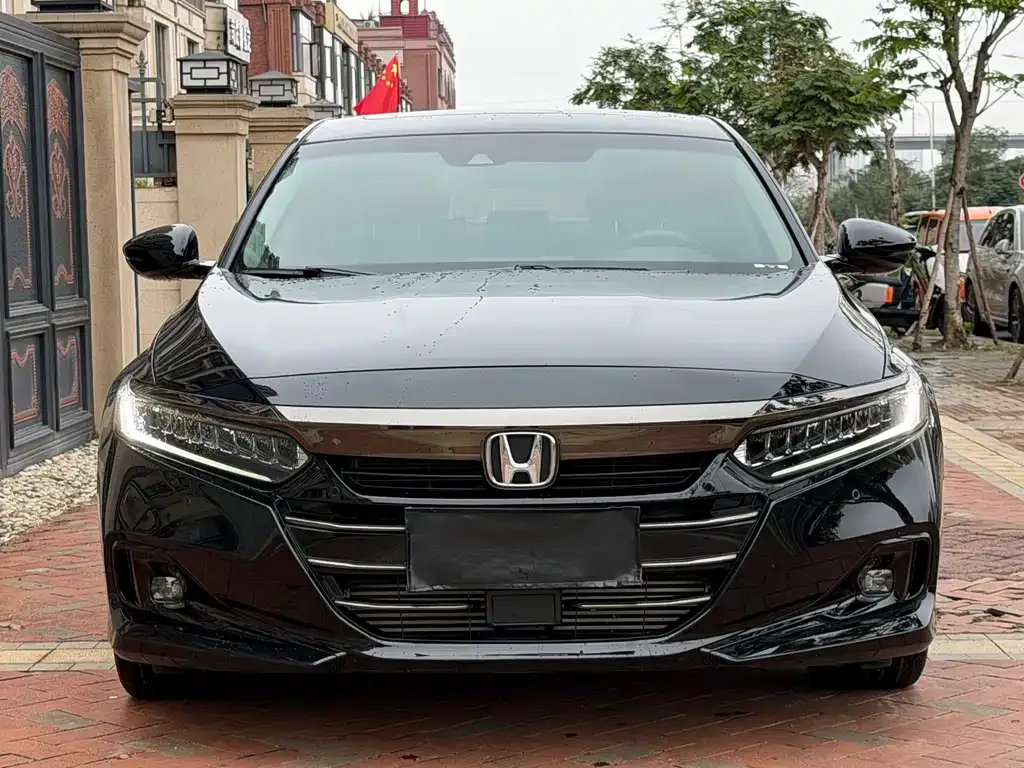 Honda Accord — фото 3