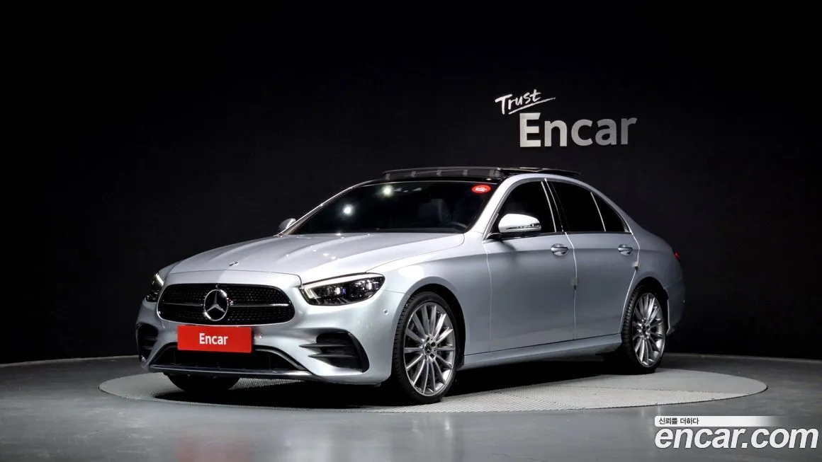 Mercedes-Benz E-Class — фото 1