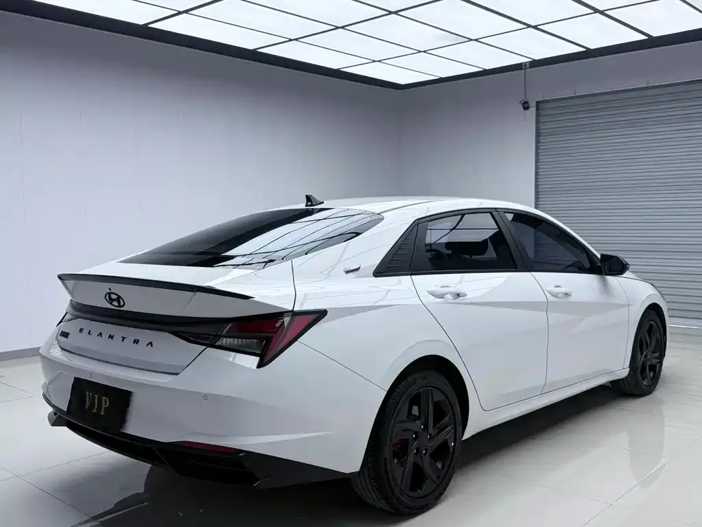 Hyundai Elantra 2022 из CN, фото 5