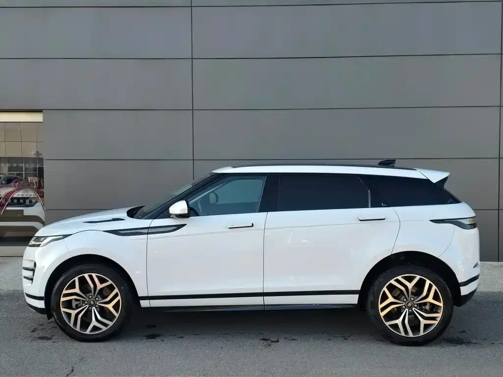 Land Rover Evoque 2023 из CN, фото 2